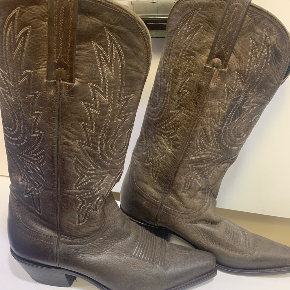 Cowboy heeled boots